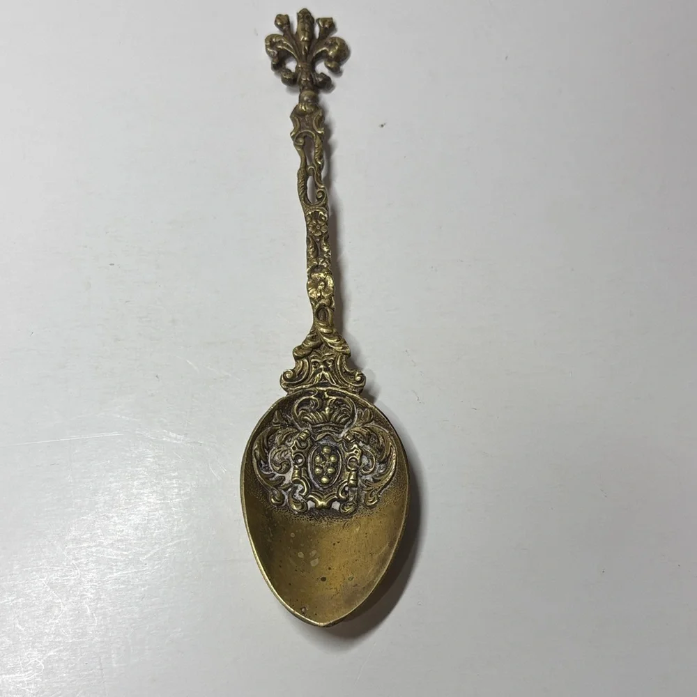 Vintage Montagnani Ornate Gold Serveware Spoon